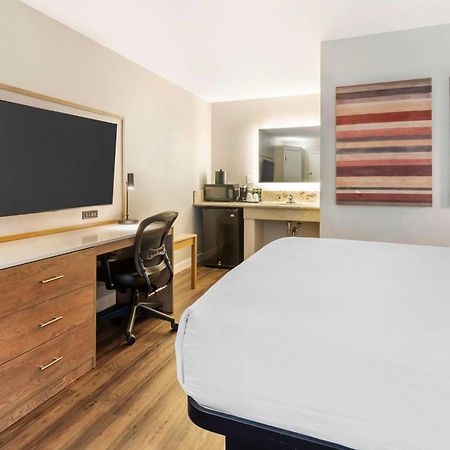 Best Western Plus Rancho Cordova Inn Bagian luar foto