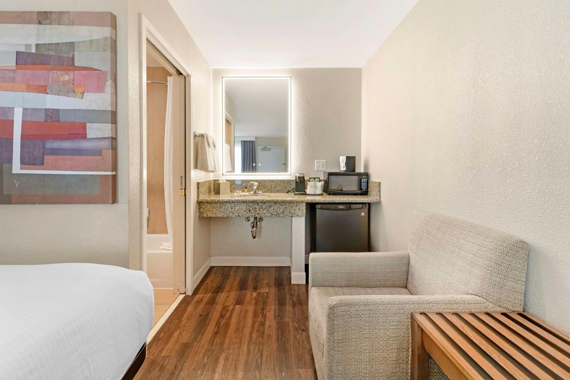 Best Western Plus Rancho Cordova Inn Bagian luar foto