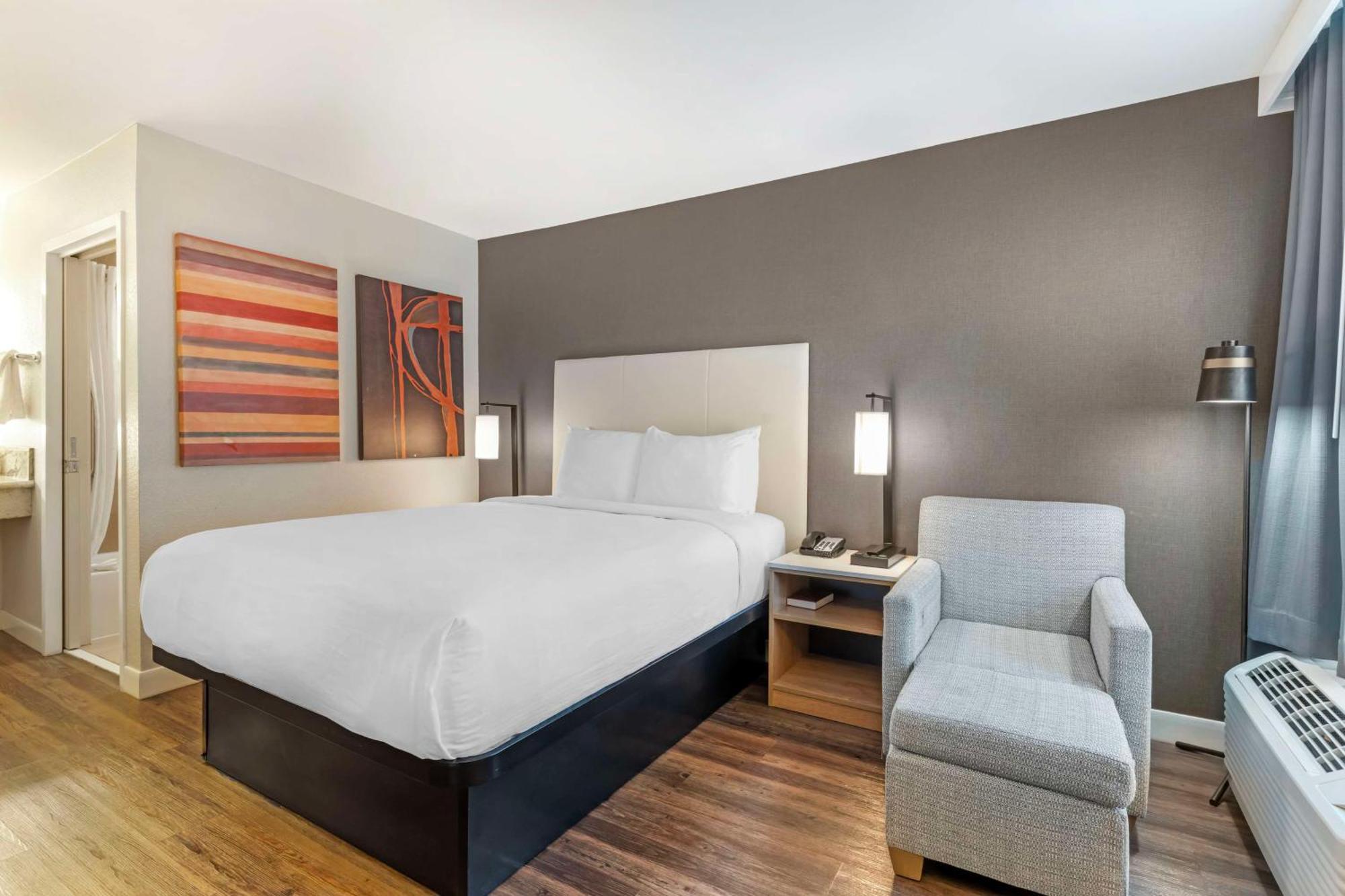 Best Western Plus Rancho Cordova Inn Bagian luar foto