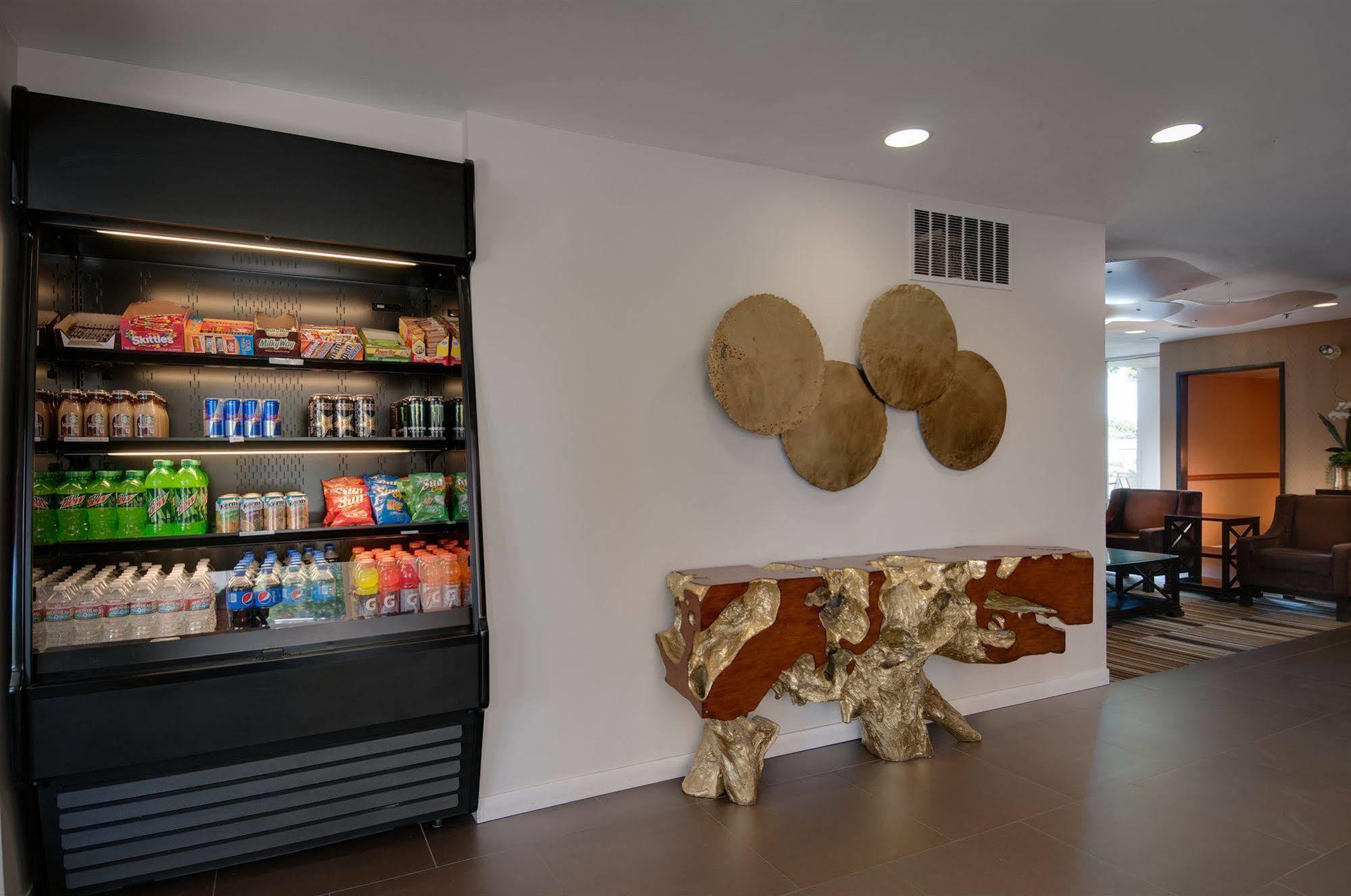 Best Western Plus Rancho Cordova Inn Bagian luar foto
