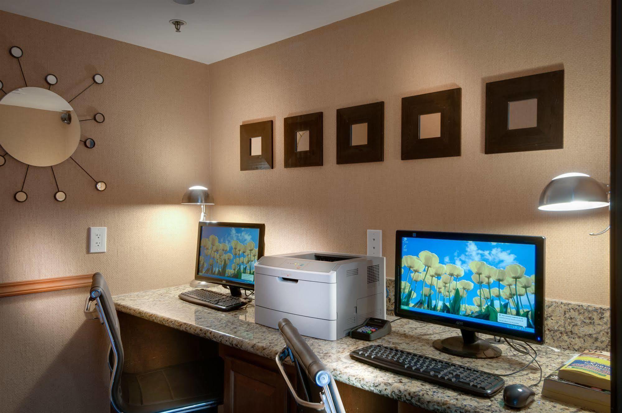 Best Western Plus Rancho Cordova Inn Bagian luar foto